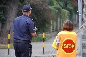 Policjant i pani "stop"
