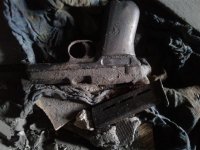 Stary pistolet.