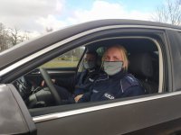 Policjanci, którzy eskortowali kierowcę