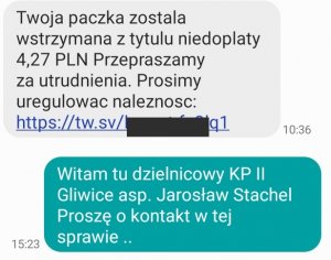 Zdjęcie ekranu telefonu na którym oszust próbuje skłonic odbiorcę do kliknięcia w lin do płatności niewielkiej - rzekomej zaległości 4 zł. Chmurka z odpowiedzią i prośbą o kontakt z podpisem tu dzielnicowy aspirant Jarosław Stachel.