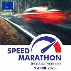 awatar, pojazd pędzący po drodze z napisem speed maraton