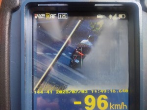 Zdjęcie z urządzenia do pomiaru prędkości