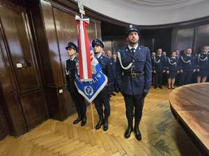 Poczet sztandarowy gotowy do uroczystości