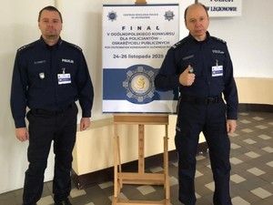 Zdjęcie drużyny reprezentującej KWP w Katowicach