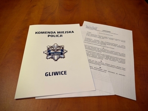 Na zdjęciu widoczne porozumienie z widoczną pierwszą stroną.